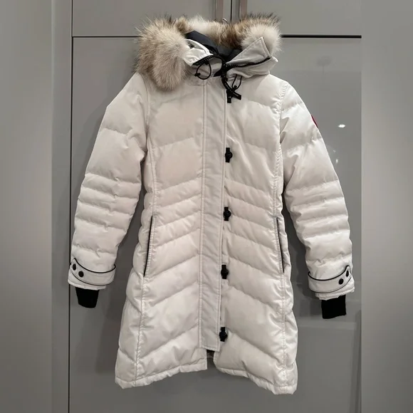 Canada GooseWomen’s Lorette Parka with fur hoodsize small